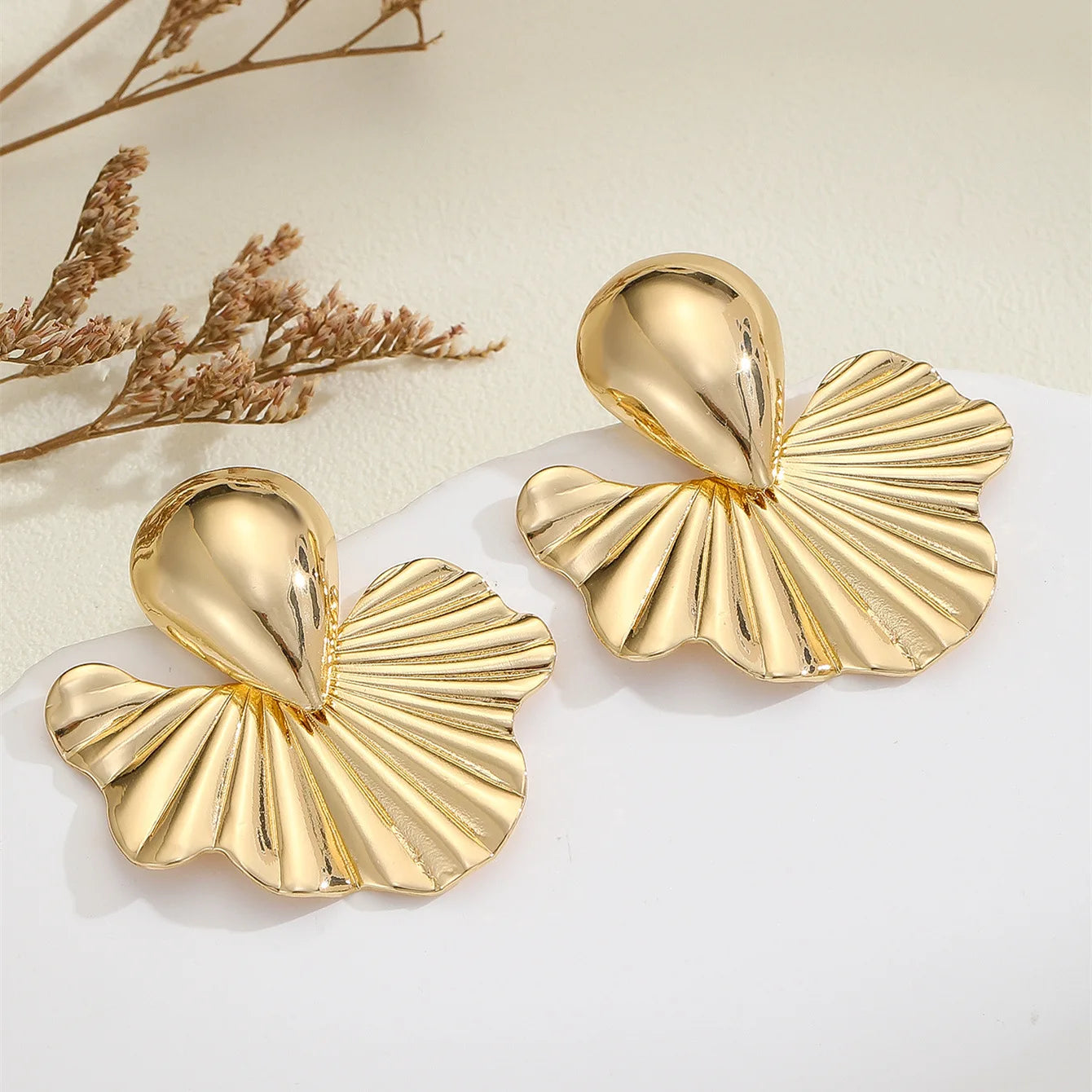 KMVEXO 2024 Punk Vintage Geometric Stud Earrings – Apricot Leaf-Inspired Trendy Ear Accessories for Women