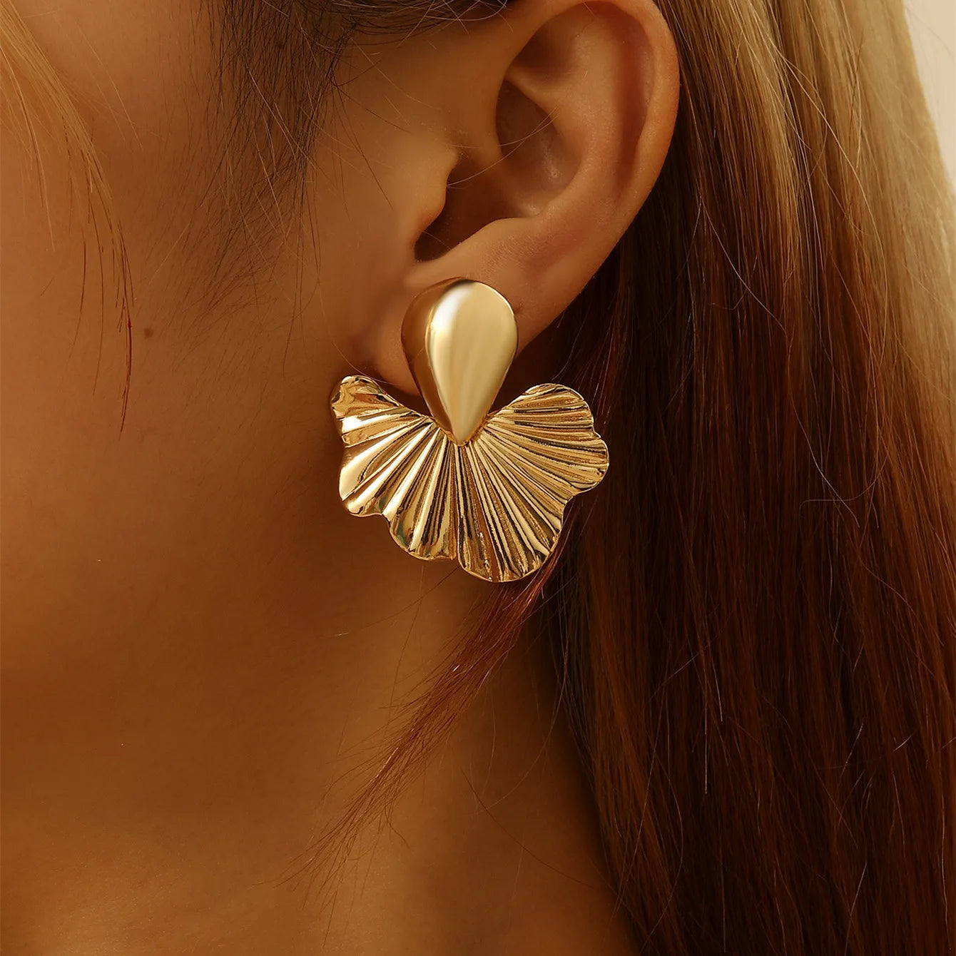 KMVEXO 2024 Punk Vintage Geometric Stud Earrings – Apricot Leaf-Inspired Trendy Ear Accessories for Women